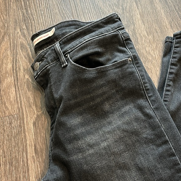 Classic Mid Rise Skinny Jeans Levi’s Size 12 - Picture 2 of 8